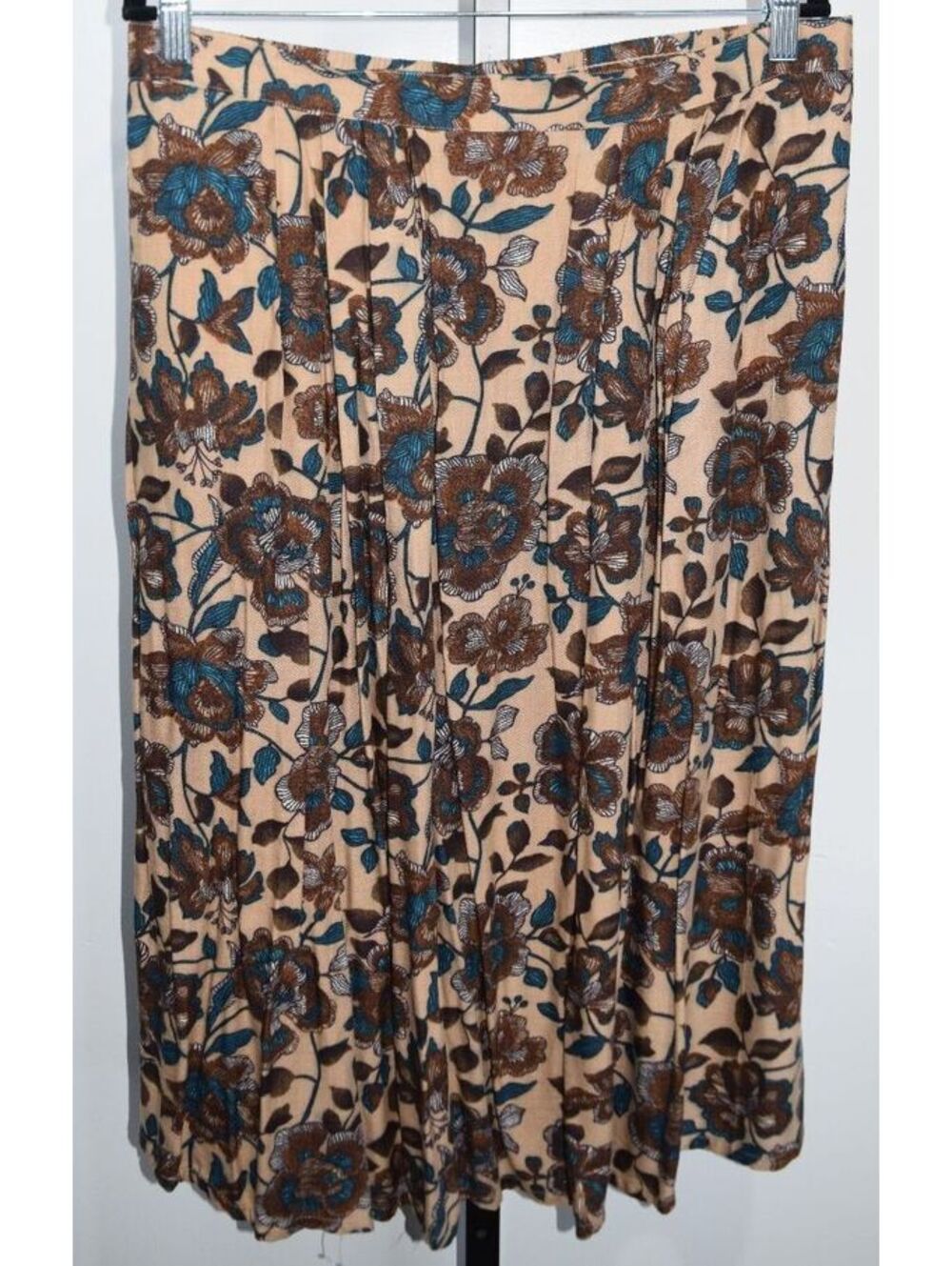 Sag Harbor Petite Vintage Floral Pleated Midi Skirt 16P Rayon Elastic Waist
